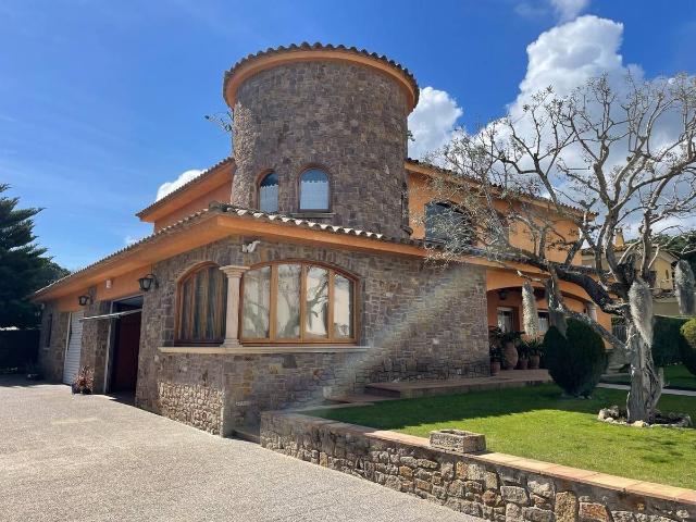 Villa en venta en Mont-ras