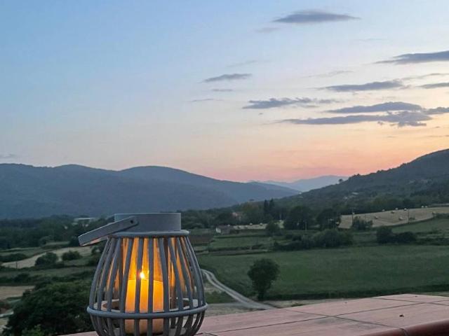 Chalet en venta en Montagut, Garrotxa