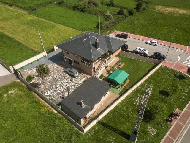 Chalet en venta en Correos, Santander