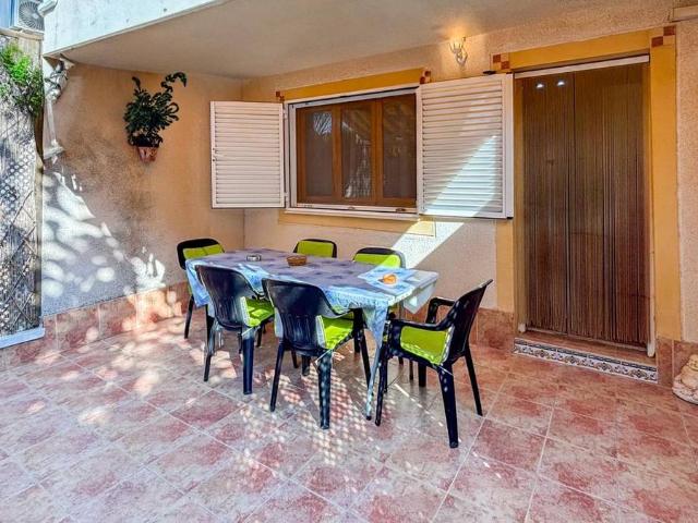 Villa en venta en Santa Pola