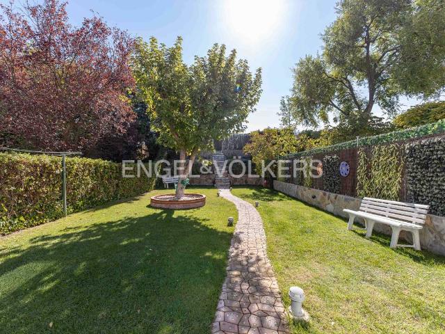 Chalet en venta en Rozas De Puerto Real, Madrid