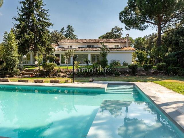 Villa en venta en Pozuelo De Alarcón, Pozuelo Estación