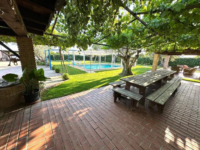 Chalet en venta en Montearagón, Castilla-La Mancha
