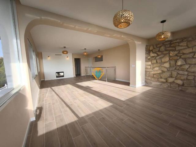 Villa en venta en La Nucia