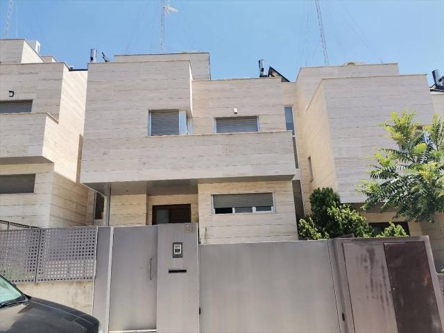 Chalet en venta en Rozas De Puerto Real, Madrid
