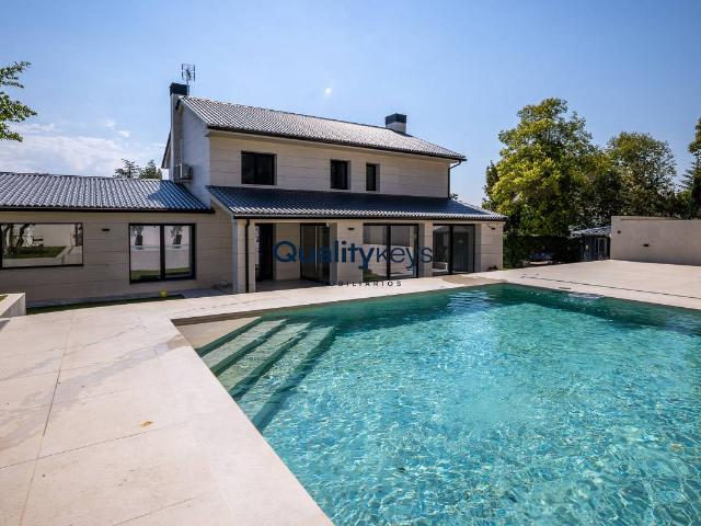 Chalet en venta en Pozuelo Estación, Pozuelo De Alarcón