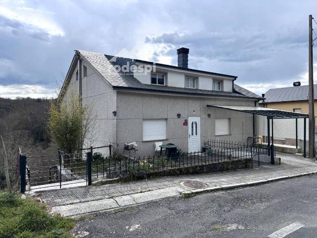 Chalet en venta en Terra de Caldelas, Galicia