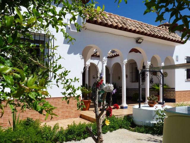Chalet en venta en Montellano, Andalucía