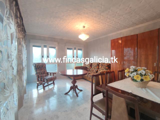 Villa en venta en Monterrei, Monterrei