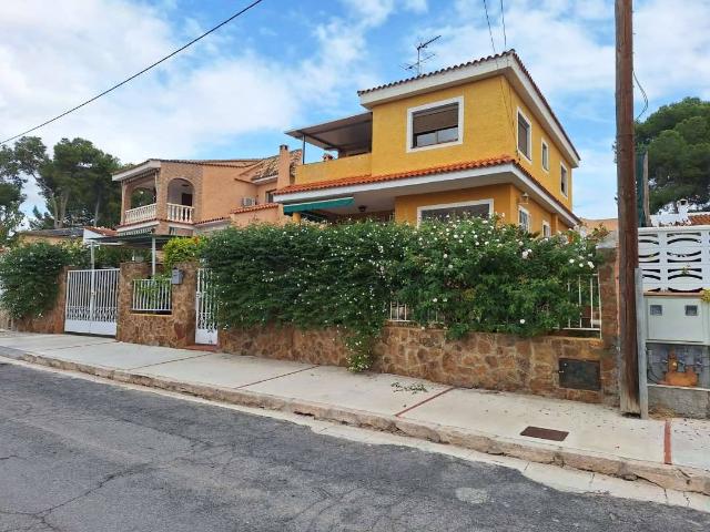 Chalet en venta en Los Almendros, el Camp de Túria
