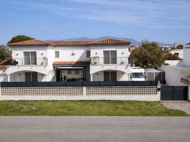 Chalet en venta en Empuriabrava, Alt Empordà