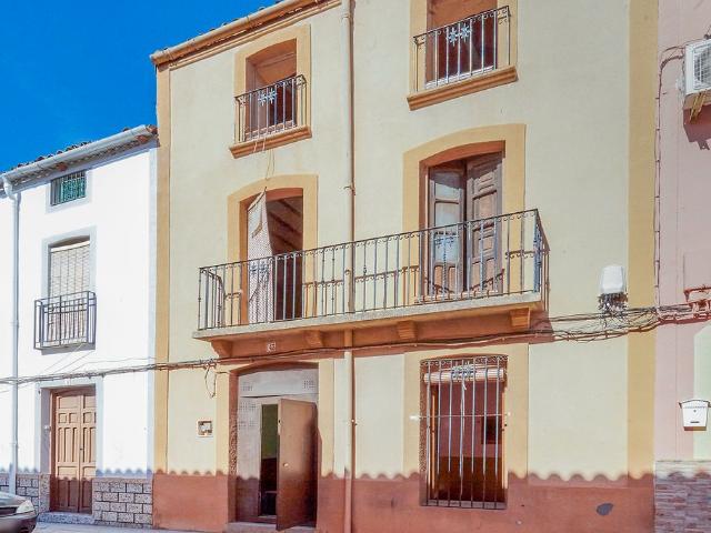 Villa en venta en Montizón