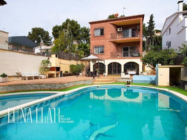 Chalet en venta en Centre, Baix Llobregat