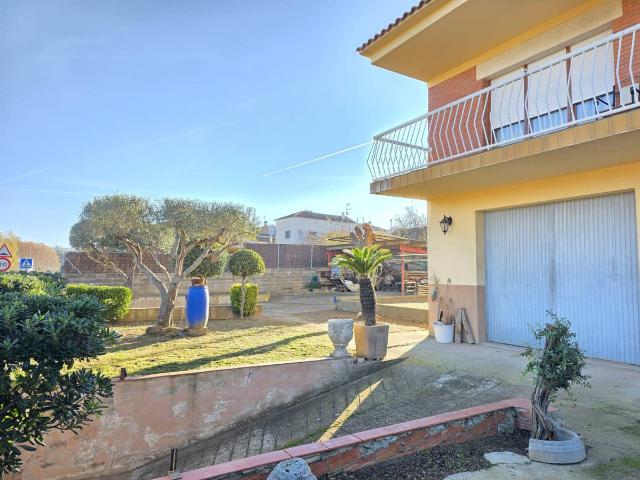 Chalet en venta en Montornès Centre, Vallès Oriental