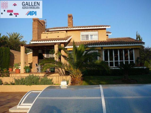 Villa en venta en Benicasim, les Vil·les