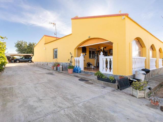 Chalet en venta en la Ribera Alta, Valencia