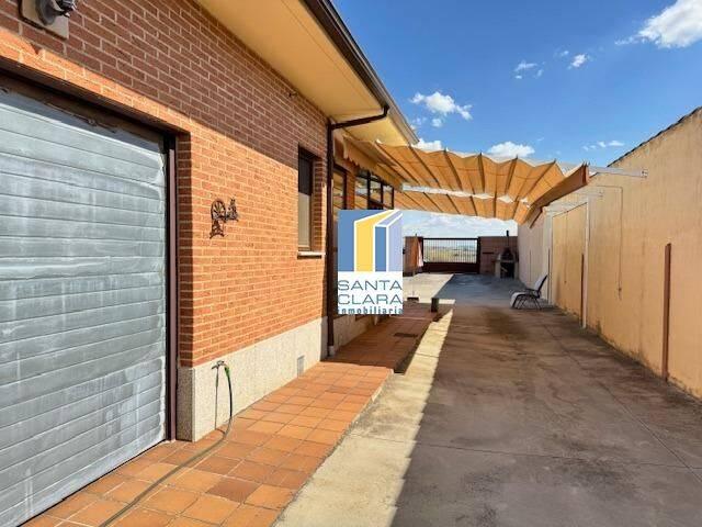 Chalet en venta en Moraleja Del Vino, Castilla y León