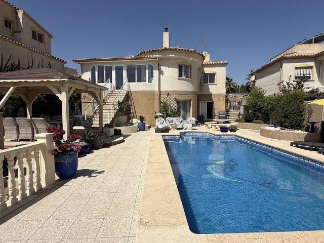 Chalet en venta en Casco Antiguo - Santa Cruz - Ayuntamiento, l'Alacantí