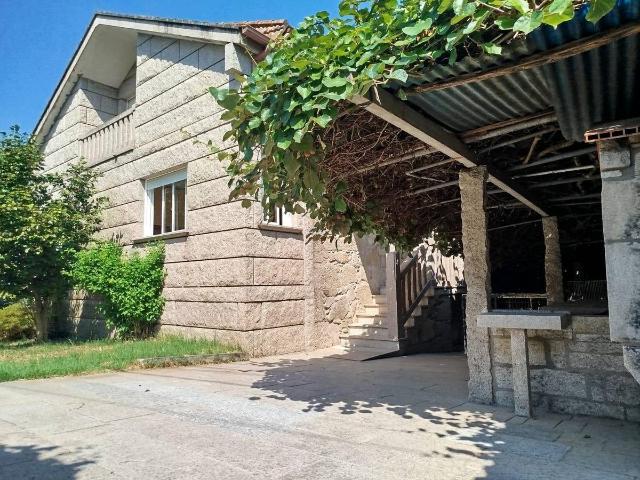 Villa en venta en Mos