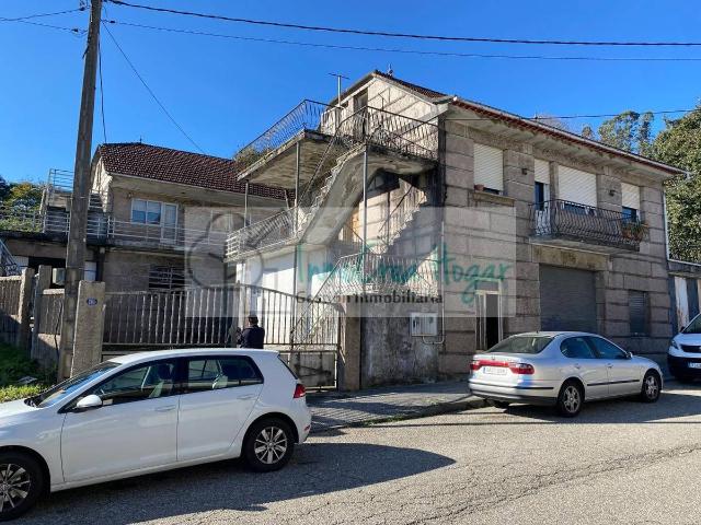 Chalet en venta en Mos, Vigo