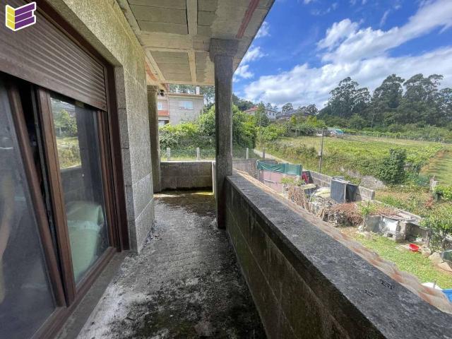 Chalet en venta en Mos, Vigo
