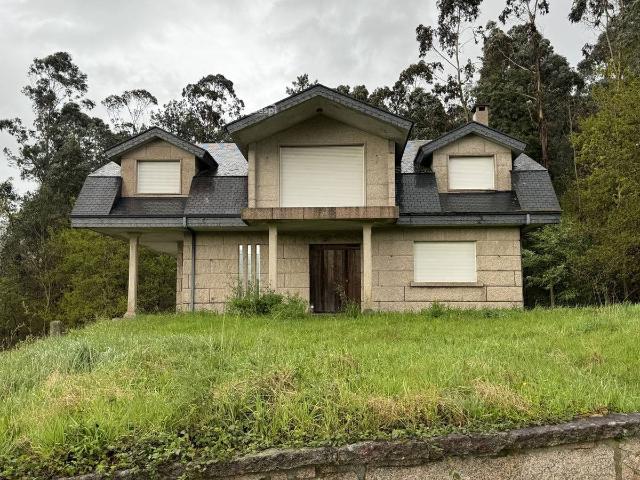 Chalet en venta en Mos, Vigo