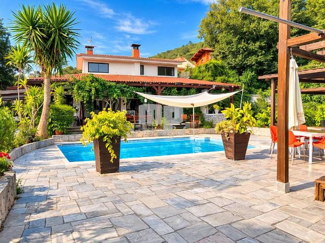 Chalet en venta en Mos, Vigo