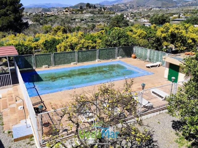 Villa en venta en Motril