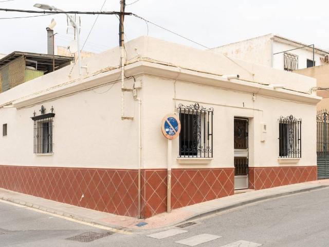 Villa en venta en Motril