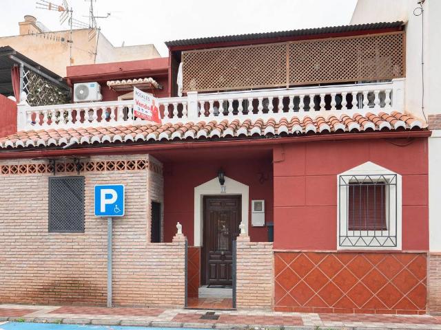 Villa en venta en Motril