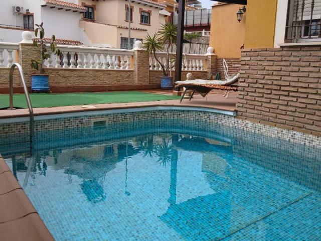 Villa en venta en Motril