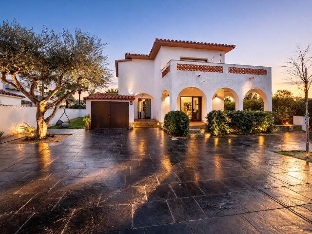 Chalet en venta en Empuriabrava, Alt Empordà