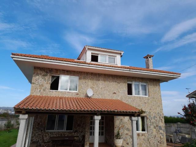 Chalet en venta en Mugardos, Ferrol
