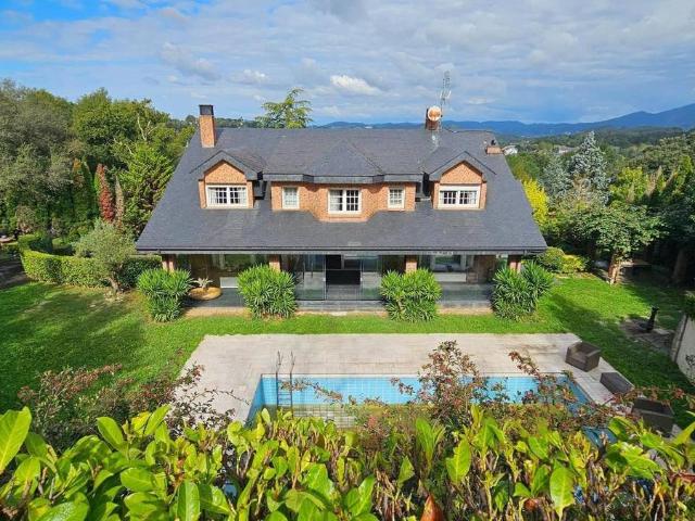 Chalet en venta en Mungia, Guipúzcoa