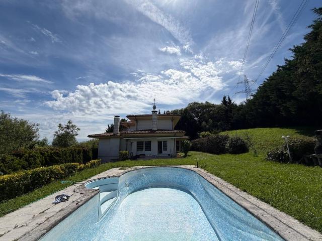 Chalet en venta en Mungia, Guipúzcoa