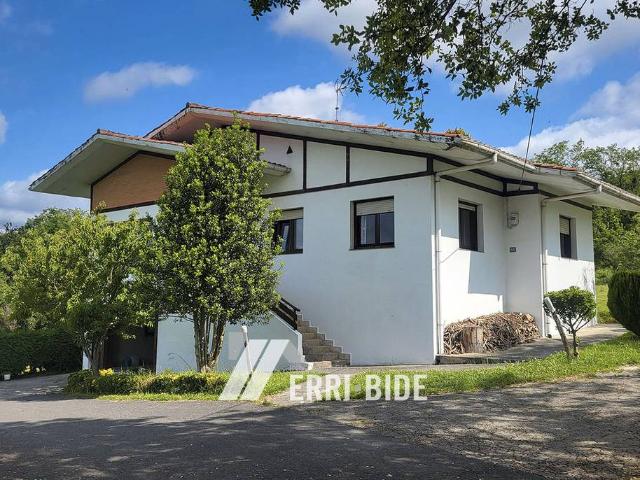 Villa en venta en Mungia