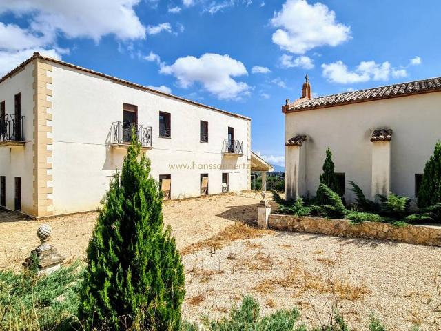 Chalet en venta en el Comtat, Valencia