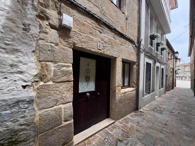 Chalet en venta en Muros, Galicia