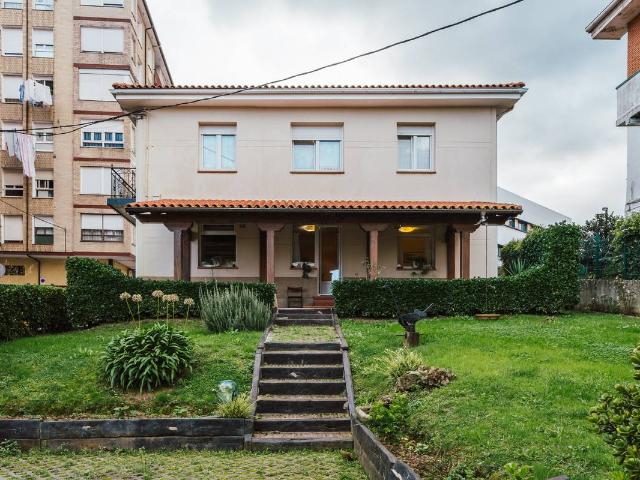 Chalet en venta en Santelices, Muskiz