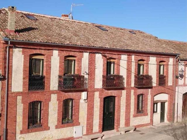 Villa en venta en Muñoveros