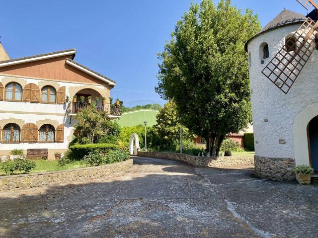 Chalet en venta en Nalda, La Rioja