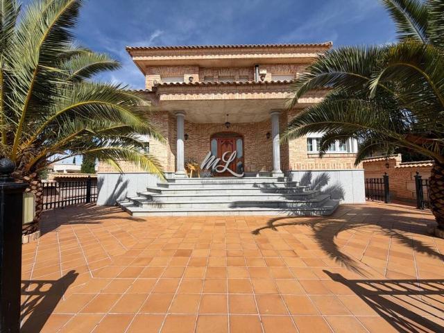 Chalet en venta en Nambroca, Castilla-La Mancha