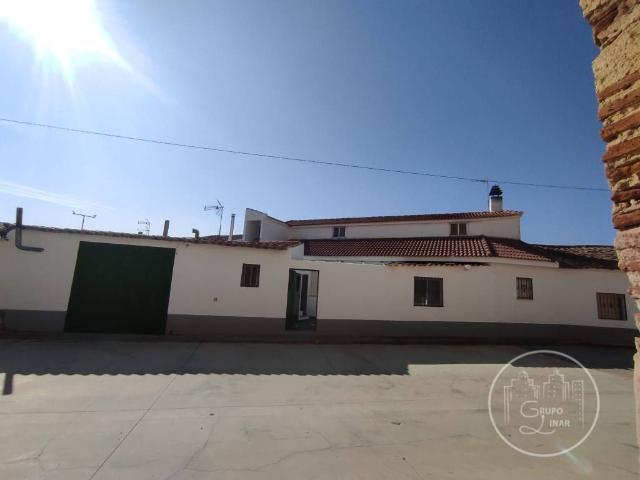 Villa en venta en Narros De Saldueña