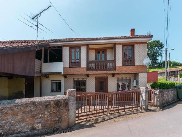 Villa en venta en Nava, Castañera