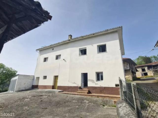 Chalet en venta en Nava, Asturias