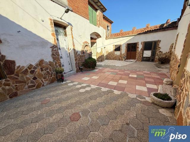 Chalet en venta en Nava Del Rey, Castilla y León