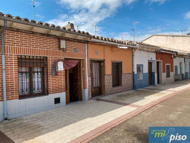 Villa en venta en Nava Del Rey