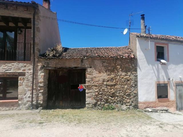 Villa en venta en Navafría