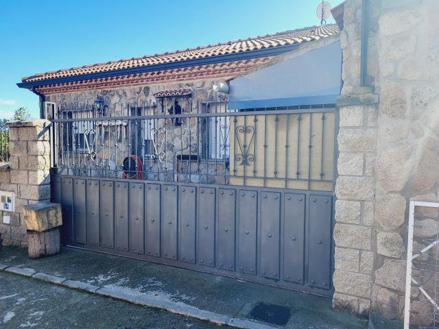 Villa en venta en Navaluenga, Navapalva