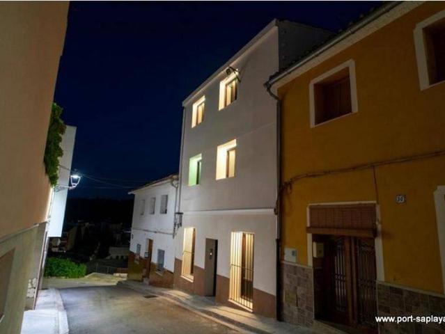 Chalet en venta en La Canal de Navarrés, Valencia